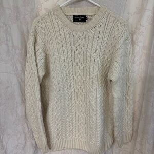 The Irish Store Men’s Long Sleeve Cable Knit Virgin Wool Sweater Cream Size M